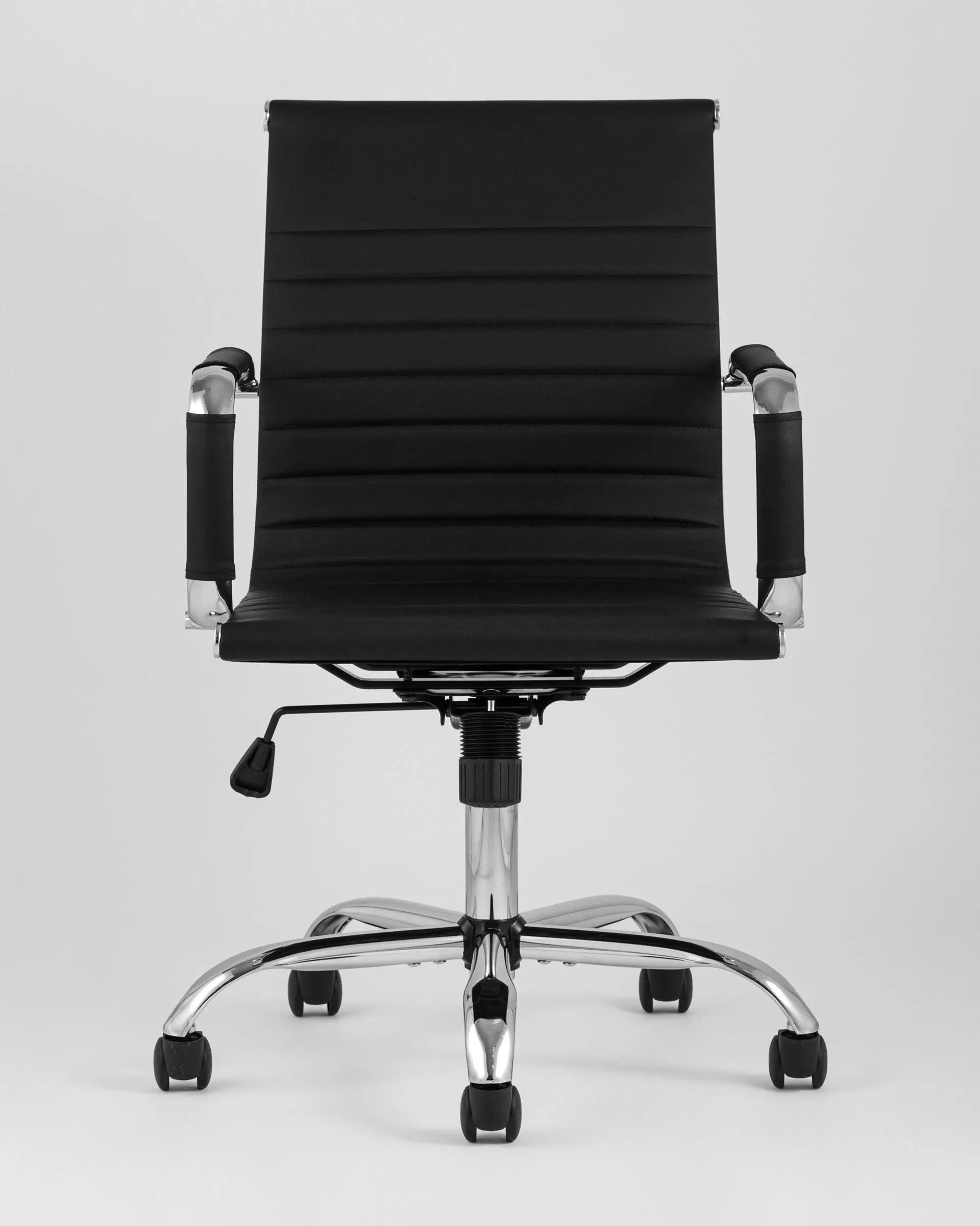 Черное офисное кресло TopChairs City S экокожа