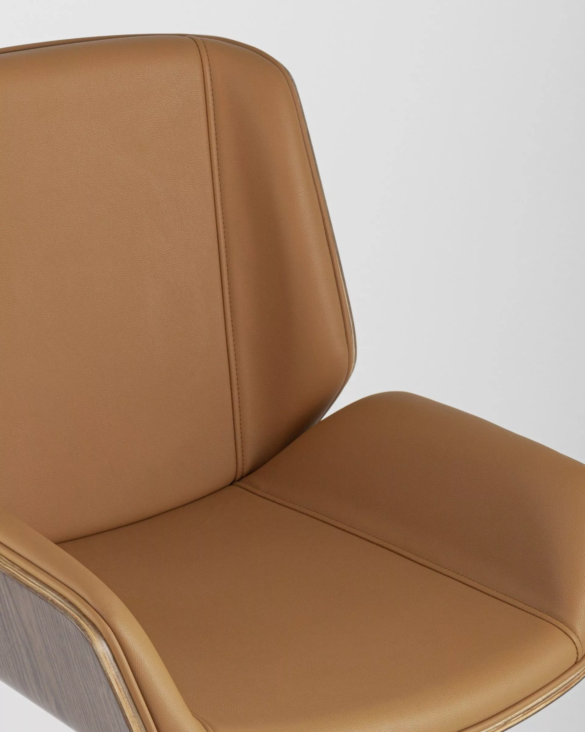 Кресло офисное TopChairs Crown коричневое 2066