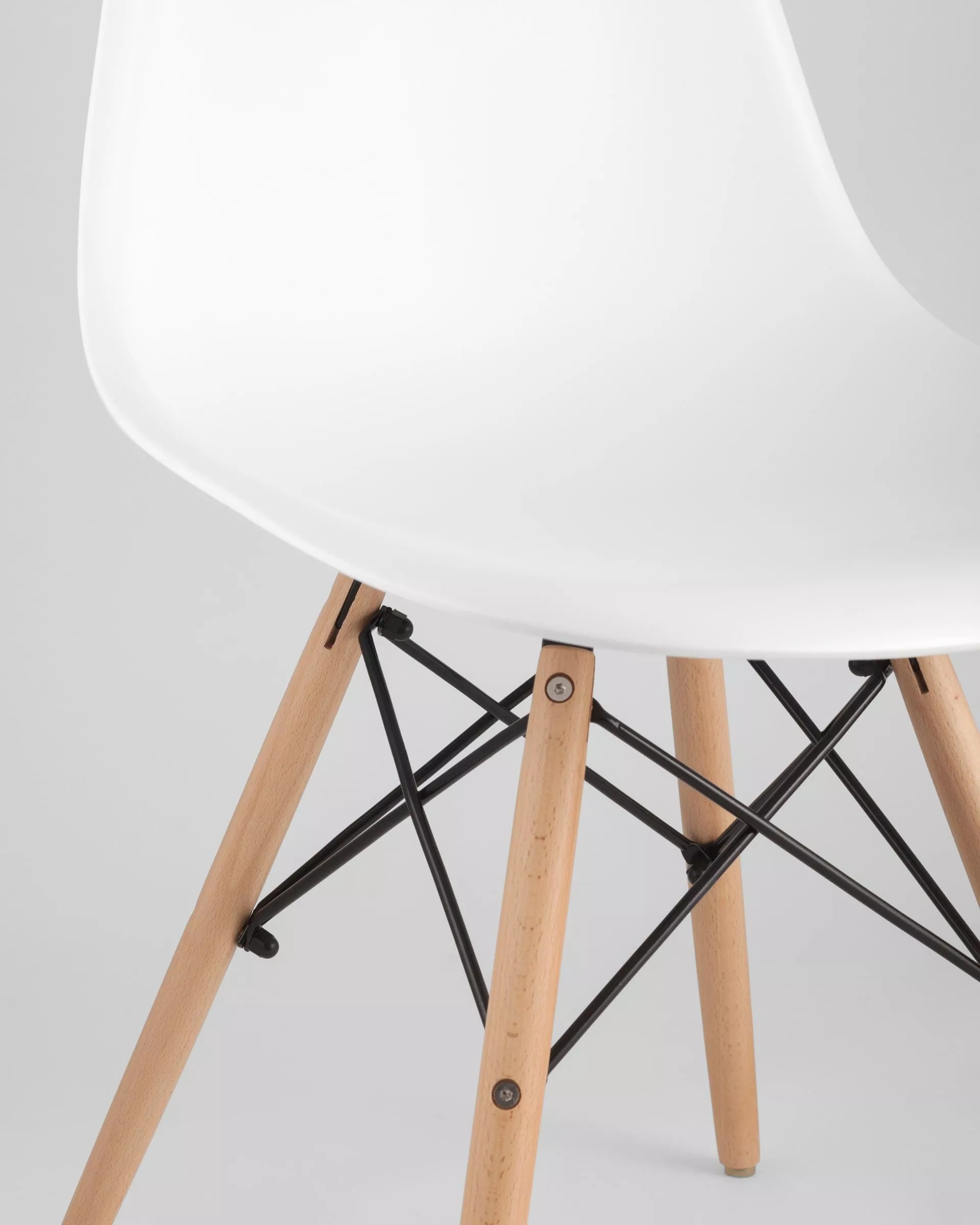 Комплект стульев Eames DSW белый x4 шт