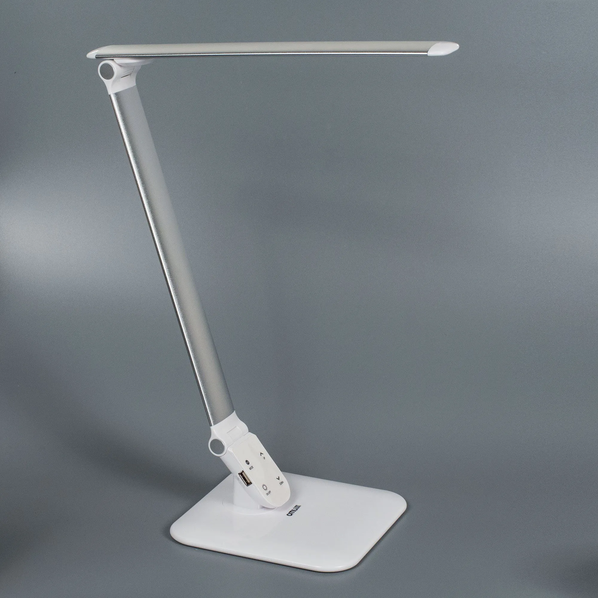 Настольная лампа Ньютон белая пластик Citilux CL803021