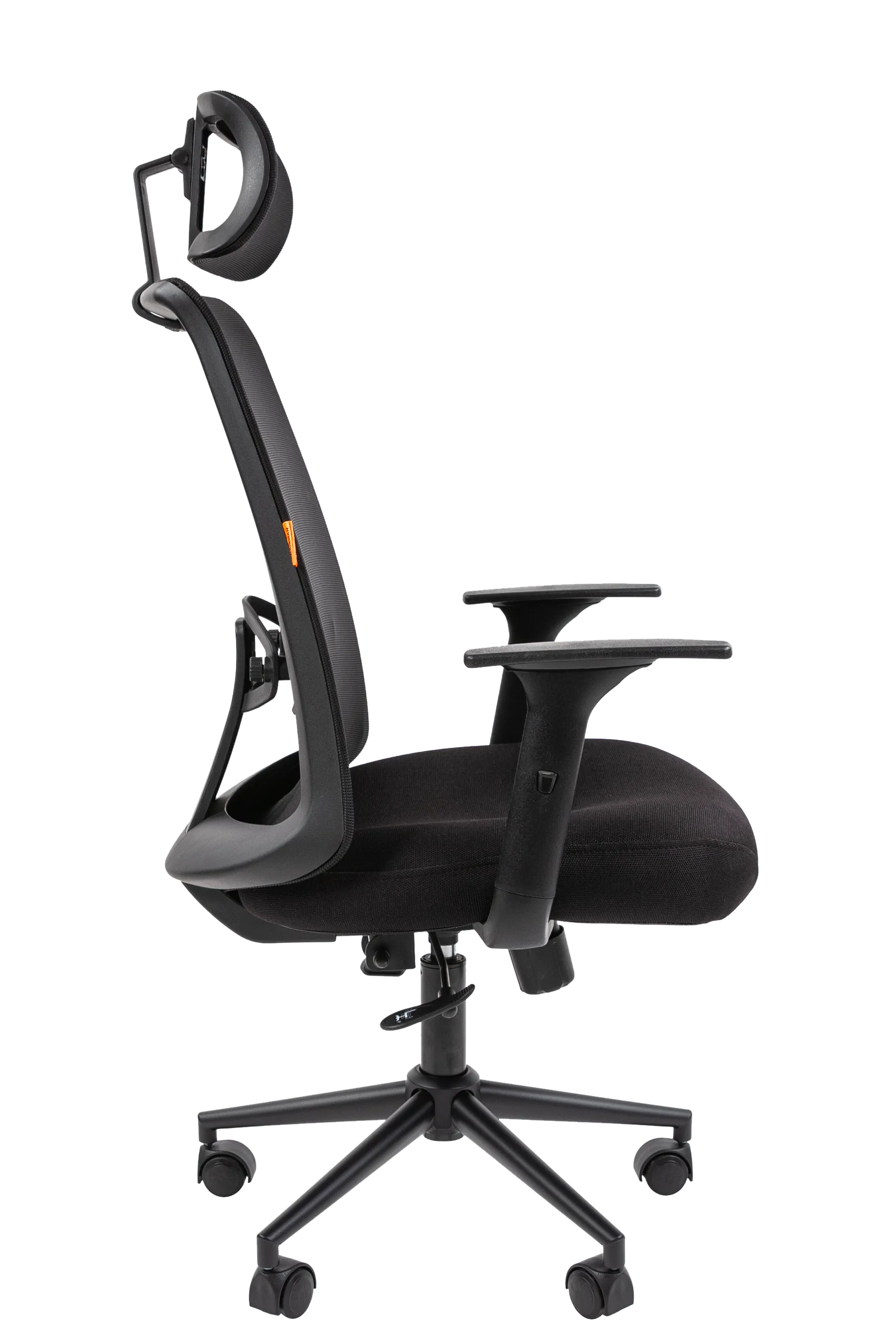 Кресло руководителя CHAIRMAN 535 BLACK с поддержкой головы и шеи черный
