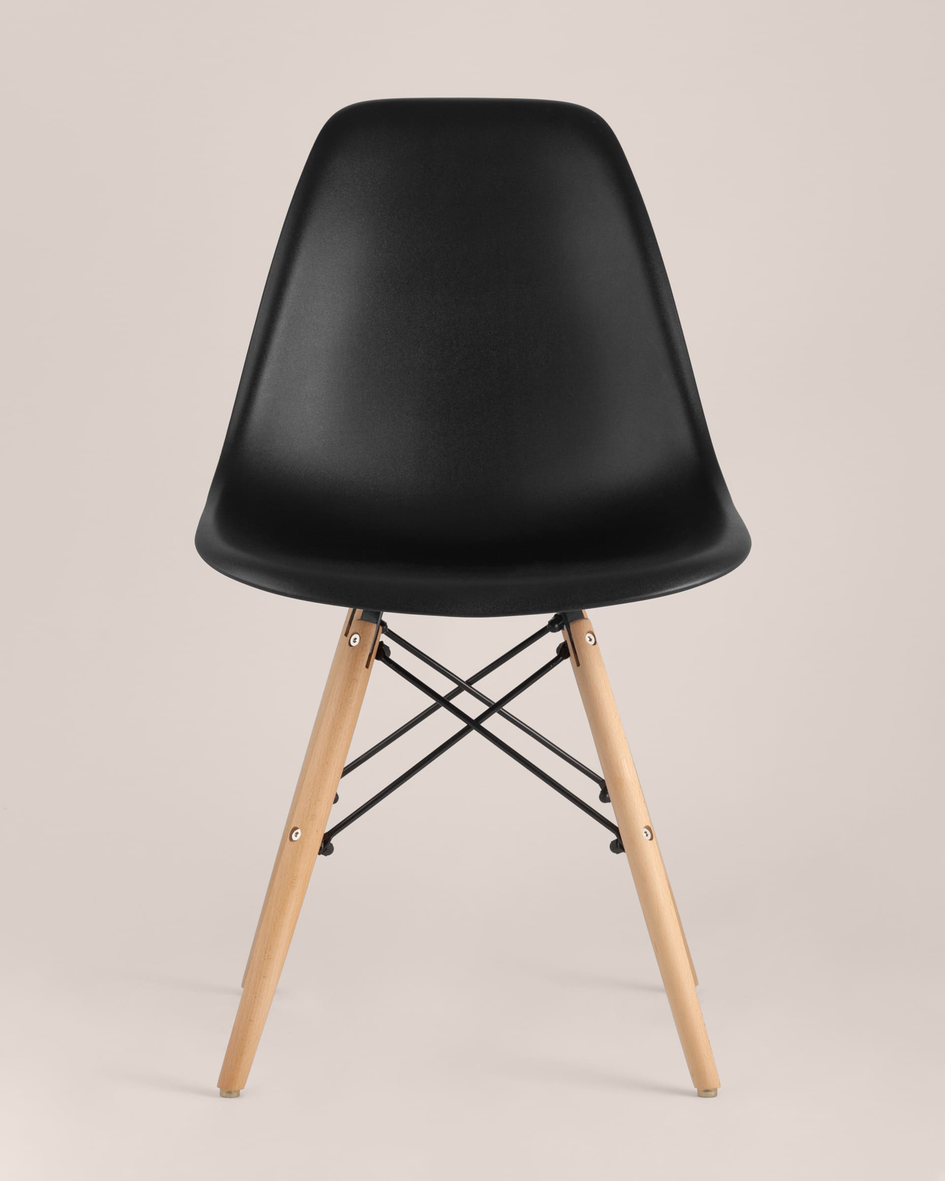 Комплект стульев Eames DSW черный x4 шт