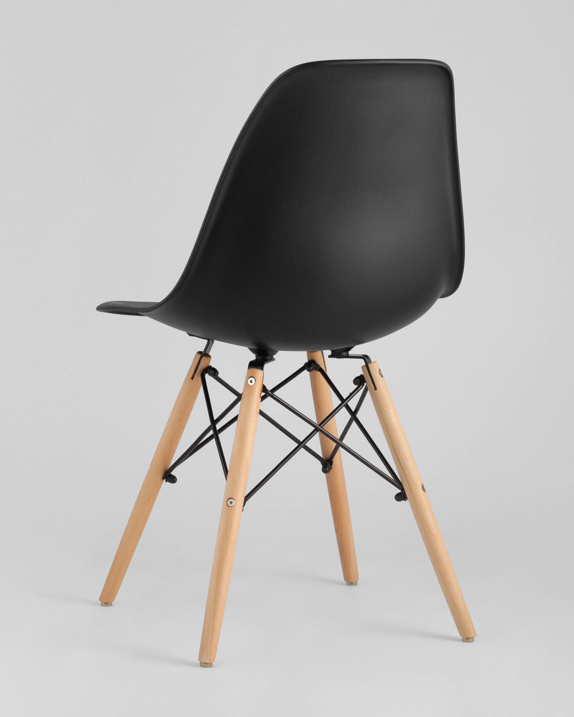 Стул Eames Style DSW черный