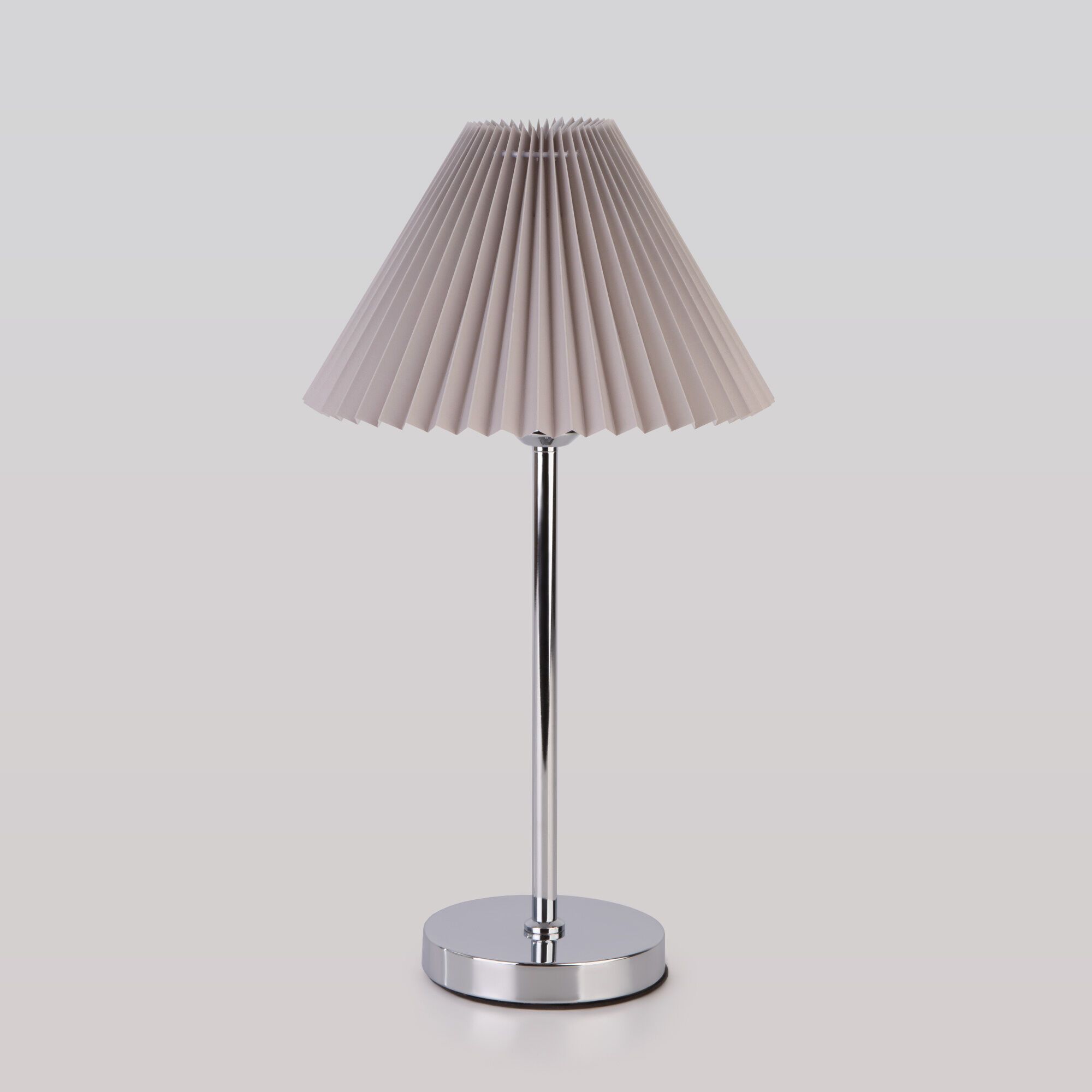 Лампа настольная Eurosvet Peony 01132/1 хром/серый