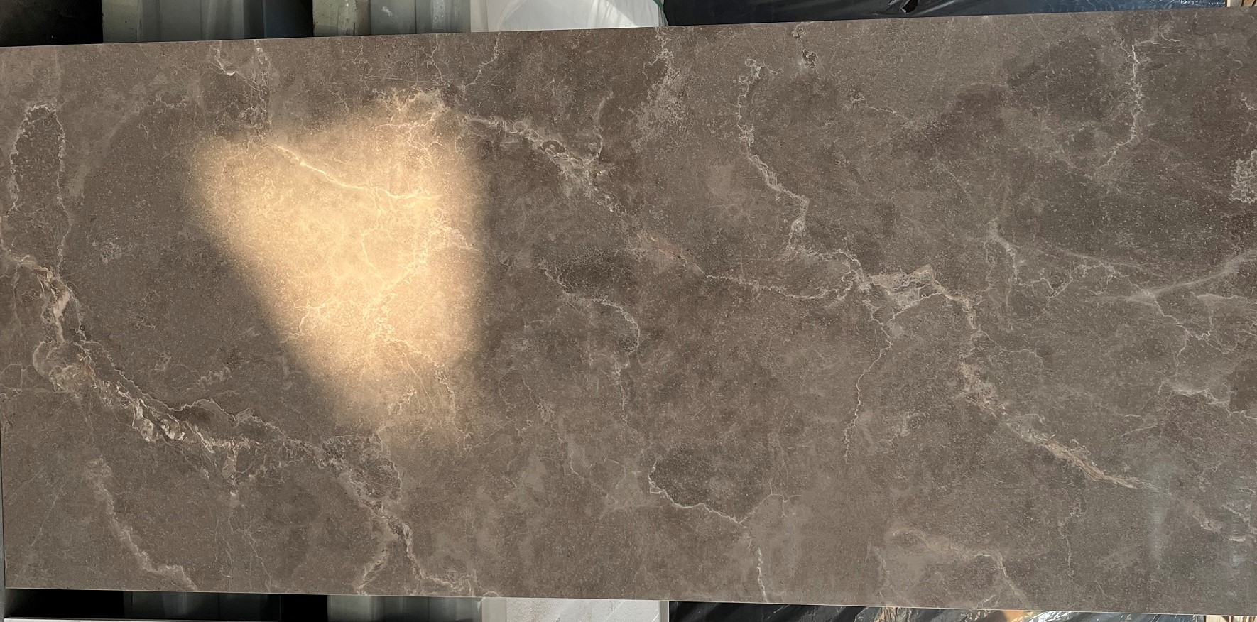 Стол BALDE 140 MATT LATTE STONE SOLID CERAMIC / TAUPE