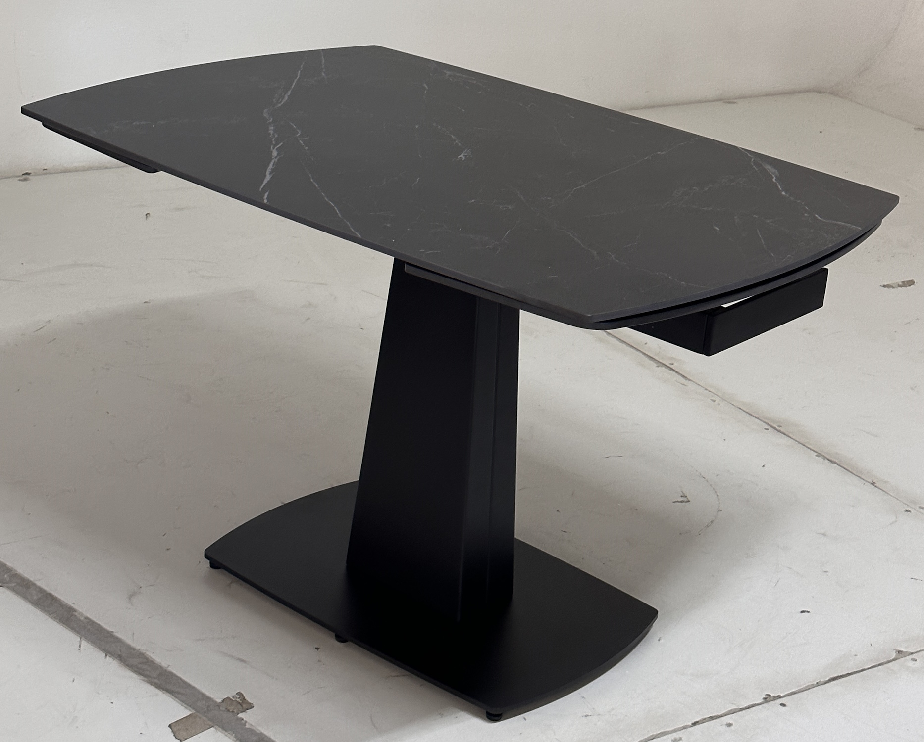 Стол BALDE 120 MATT BLACK MARBLE SOLID CERAMIC / BLACK